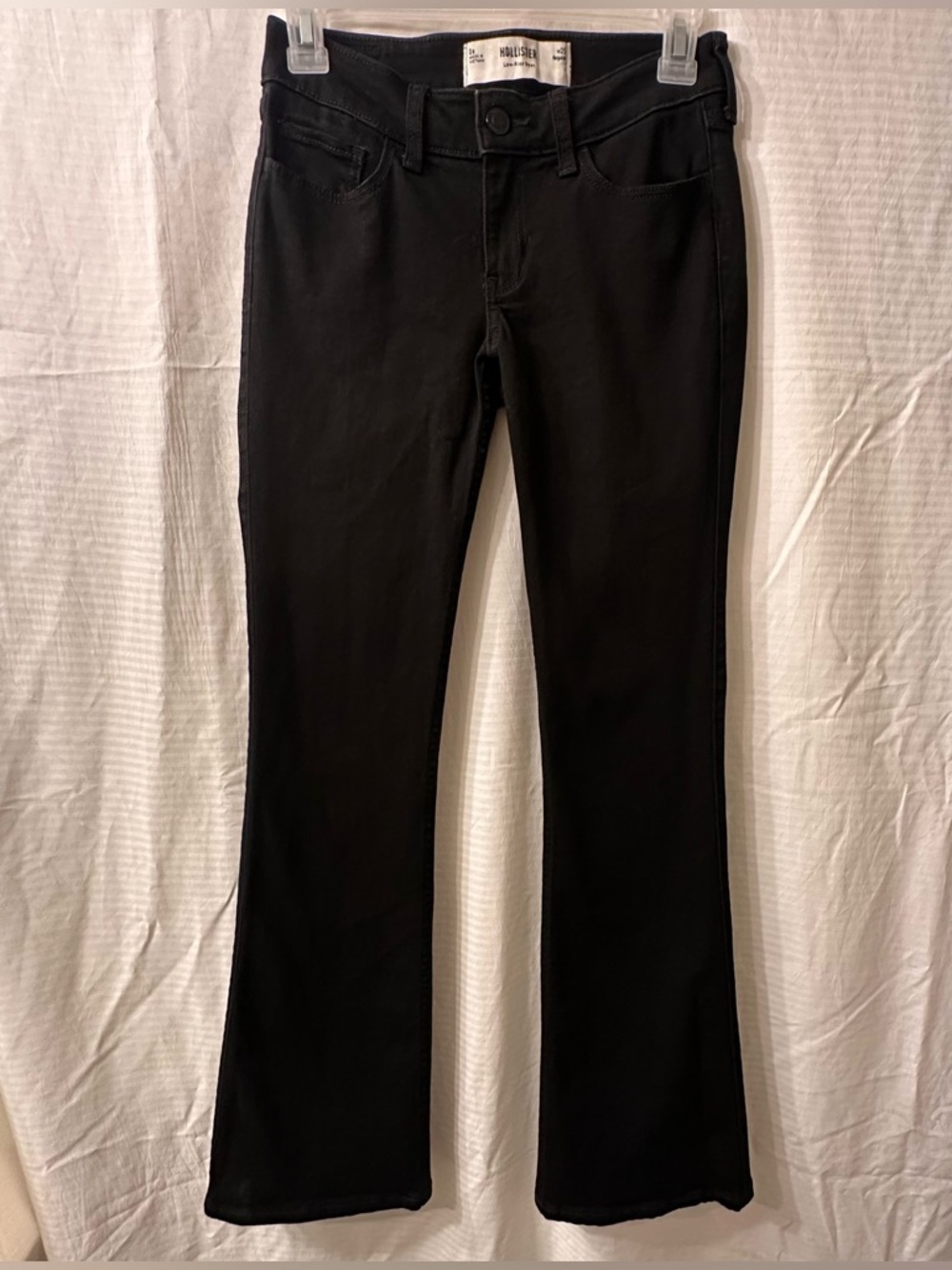 Hollister Women's Low-Rise Black Bootcut Jeans Size 0R Waist 25”